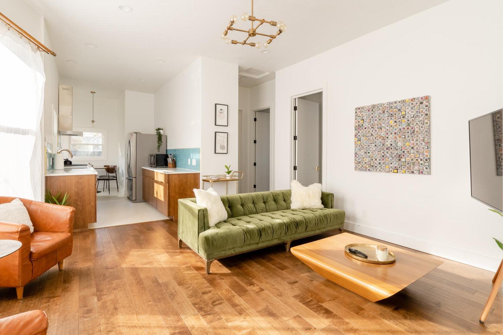 Collection - Heart Of Midcentury Dream 95 Walkscore 3br * Portland