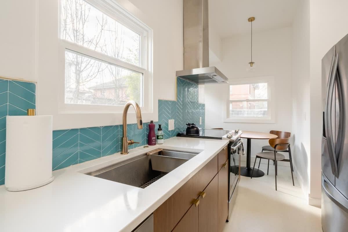 Collection - Heart Of Midcentury Dream 95 Walkscore 3br Holiday home Portland