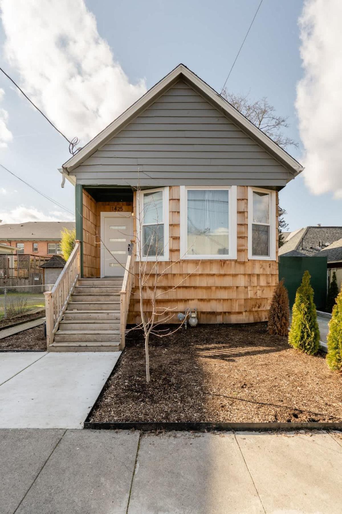 Collection - Heart Of Midcentury Dream 95 Walkscore 3br Portland